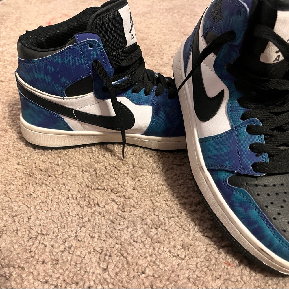 Nike High Top Sneakers - Blue, Black, and White - Picture 2 of 3